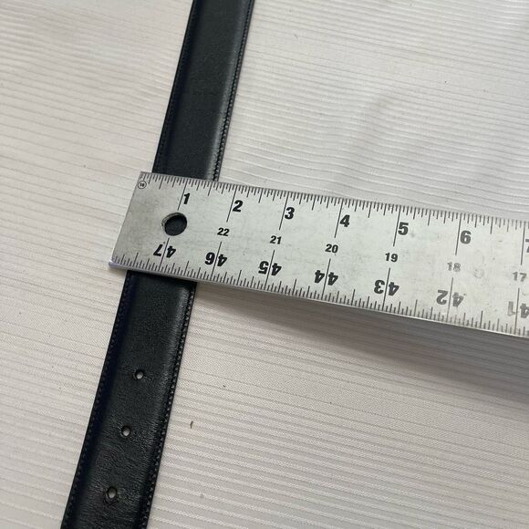 Gucci Black Gold Hardware Leather Belt Size 65/26 Small - Picture 5 of 6